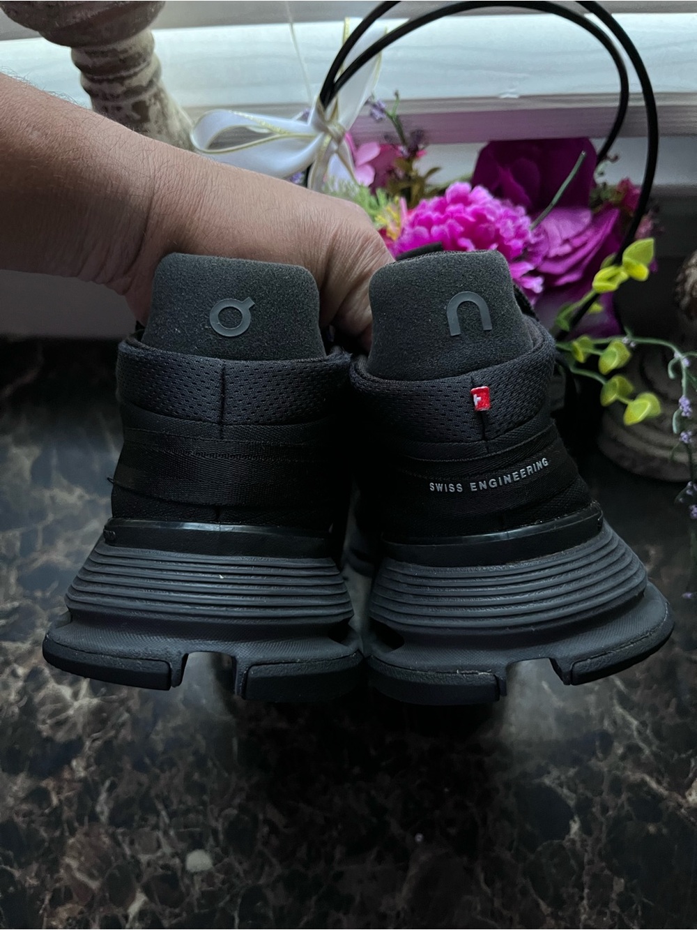 On CloudNova II
Comfort/Athletic Lifestyle Shoes
Lifestyle Shoes
Size 11 for Men - Picture 7 of 12